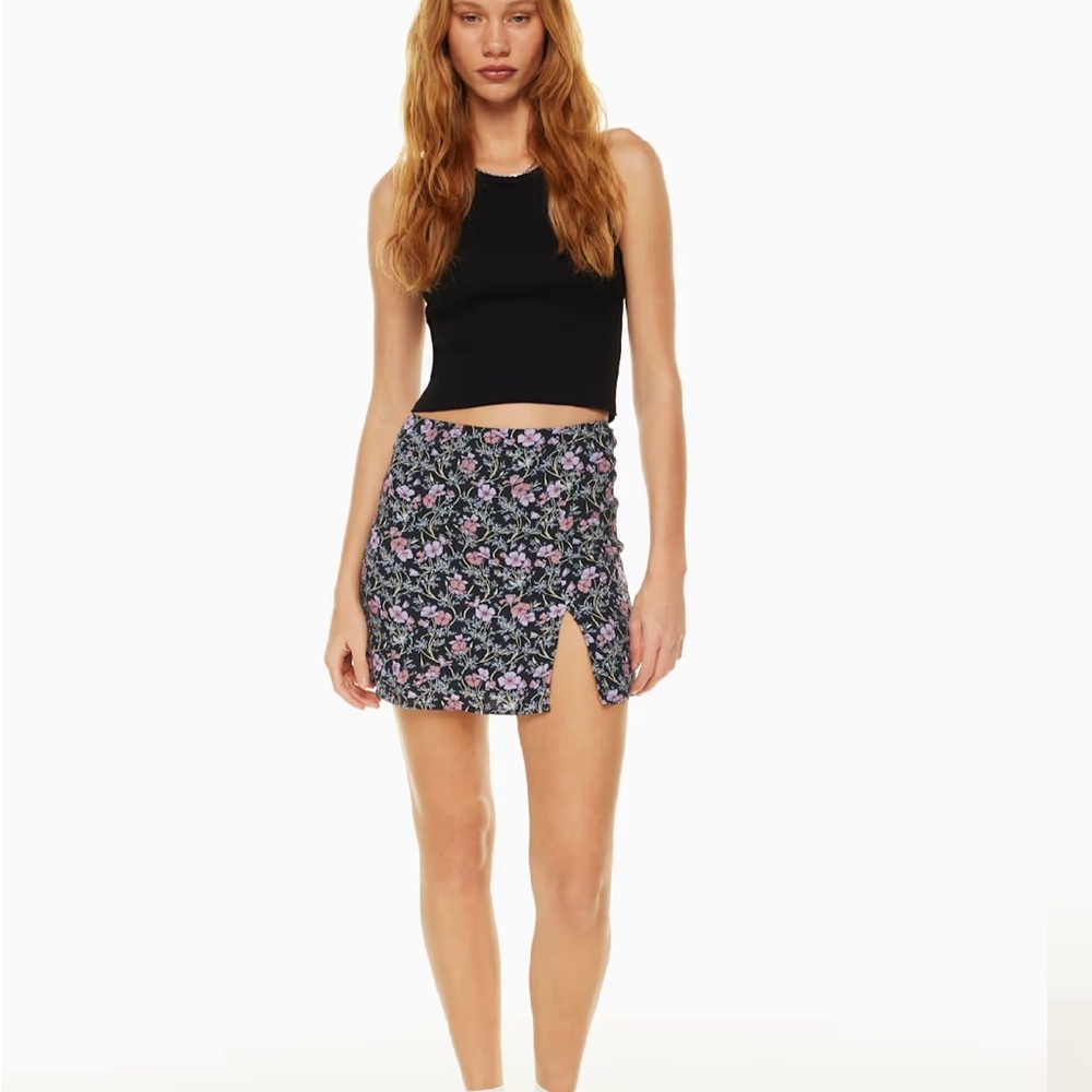 Aritzia floral Black Mini Skirt